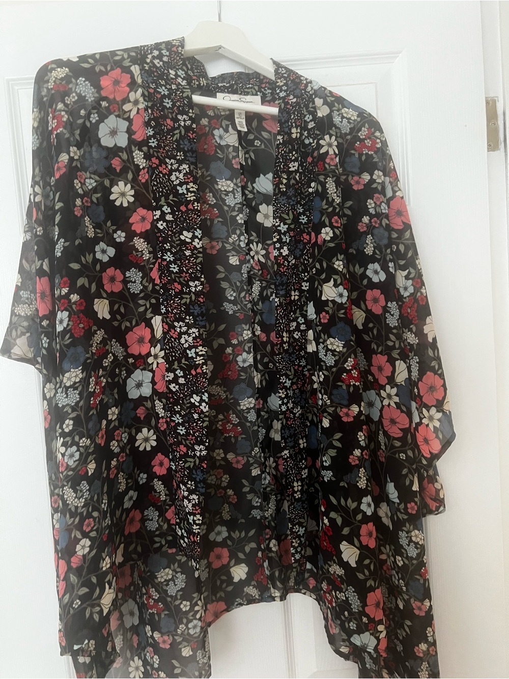 Jessica Simpson Maternity Black Floral Kimono with Pink, Blue & Cream Blooms